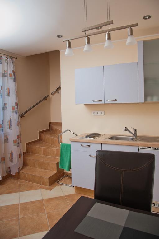 Alt Baden Apartement Dunaszekcso Room photo